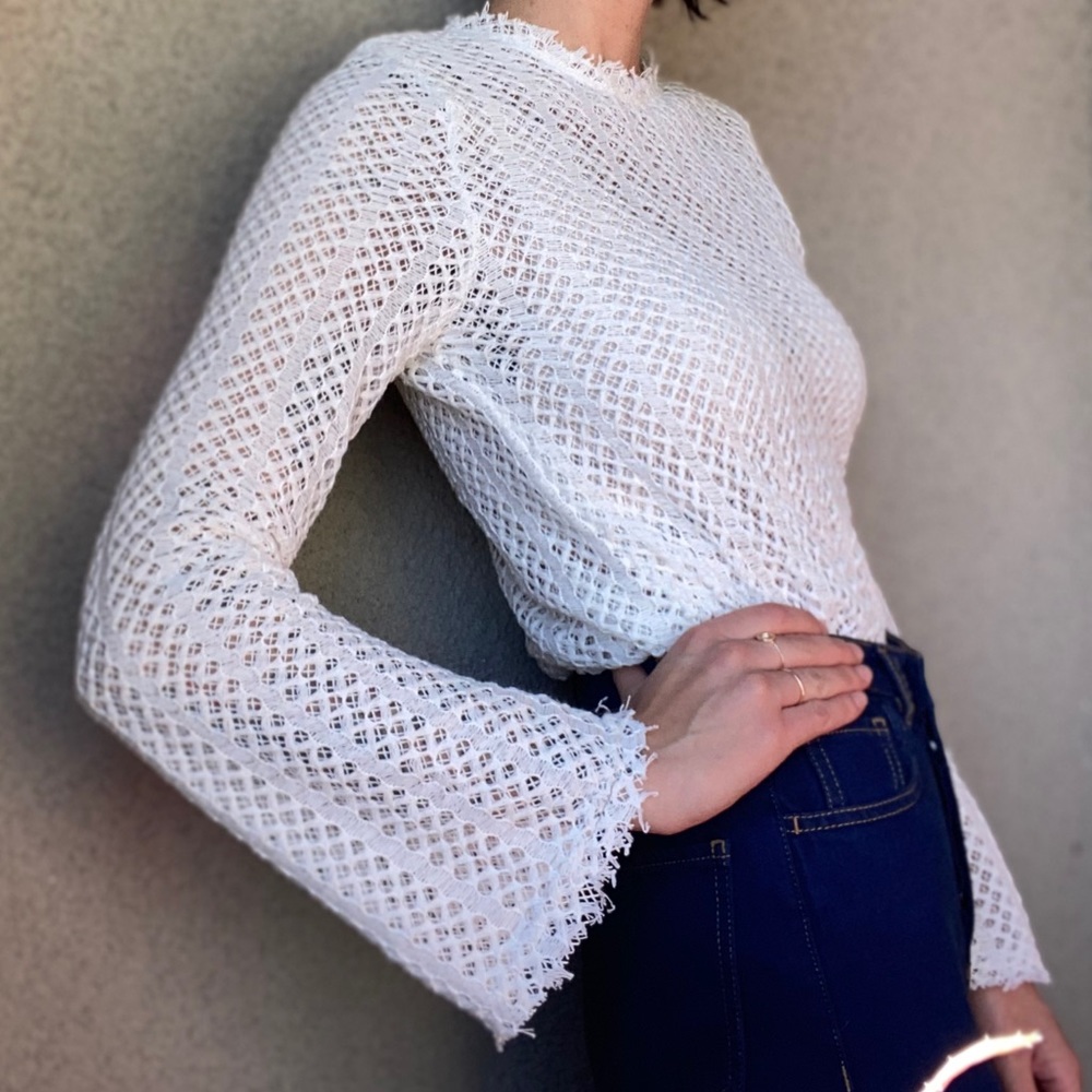 NWT- Lace bell sleeve blouse